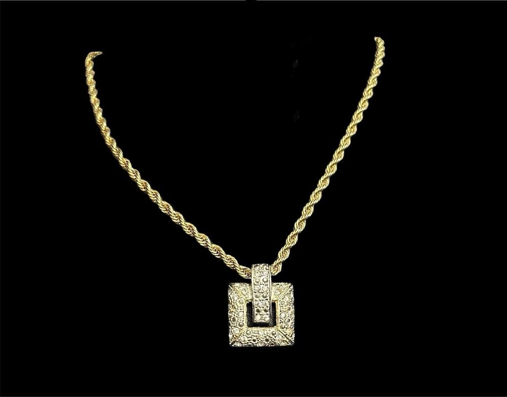 Vintage Gold Tone Rope Chain Necklace & Rhinestone Square Pendant Pave Set Glam